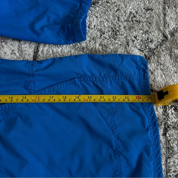 L.L.Bean Women’s Windbreaker - Picture 6 of 6